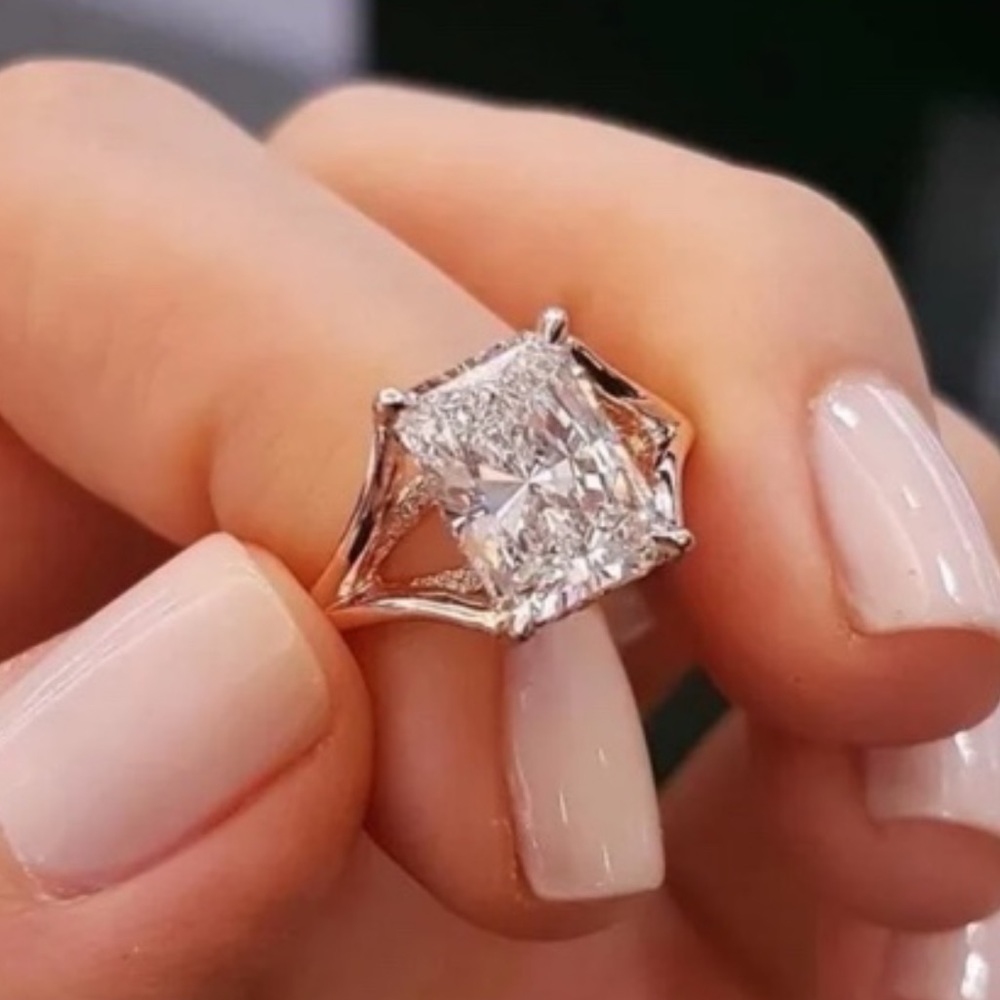 925 Sterling Silver Princess Square Cut White Sapphire Solitaire Ring